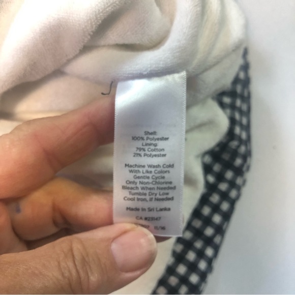 Talbots Women’s Vest Quilted Check Velcro Zip Closure Front Zip Pockets Sporty - Picture 7 of 9